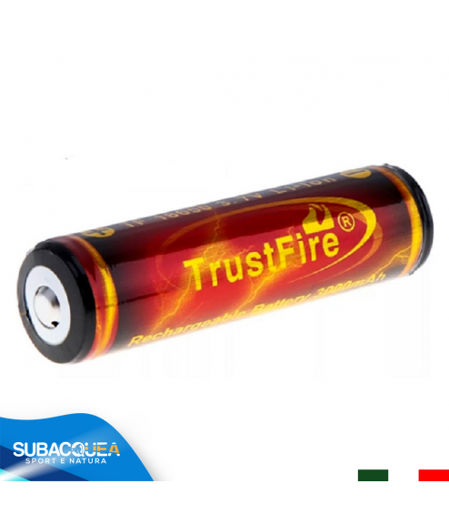 Batteria Trustfire 18650 3000 mAh 3.7 V al Litio Ricaricabile con PCB di Protezione