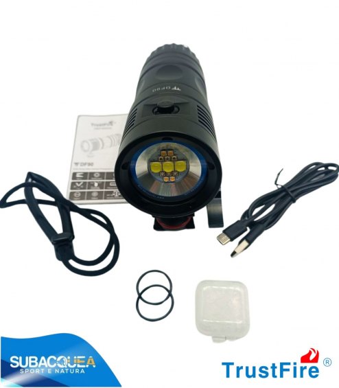 Torcia Subacquea TrustFife, Modello DF90, per Foto e Video, 150°, led 7070, 15000Lm